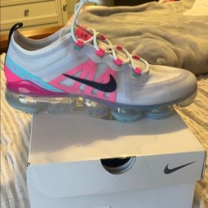 Woman’s Air VaporMax 2019. Size 10.5. New with box